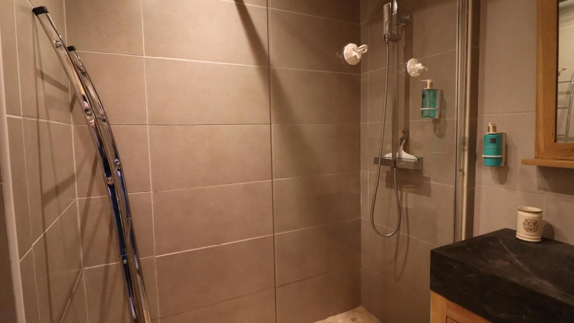 Studio Renove A Tignes - Proche Pistes Et Commerces - Balcon Expose Sud - Wifi Inclus - Fr-1-502-554